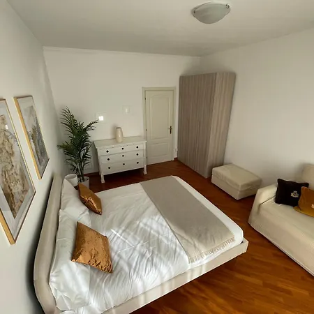 Appartement Amazing Flat With Terrace *